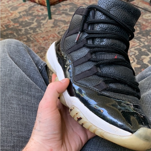 Air Jordan retro 11s - Picture 3 of 3